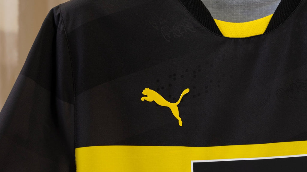 BORUSSIA DORTMUND 24/25 AWAY JERSEY