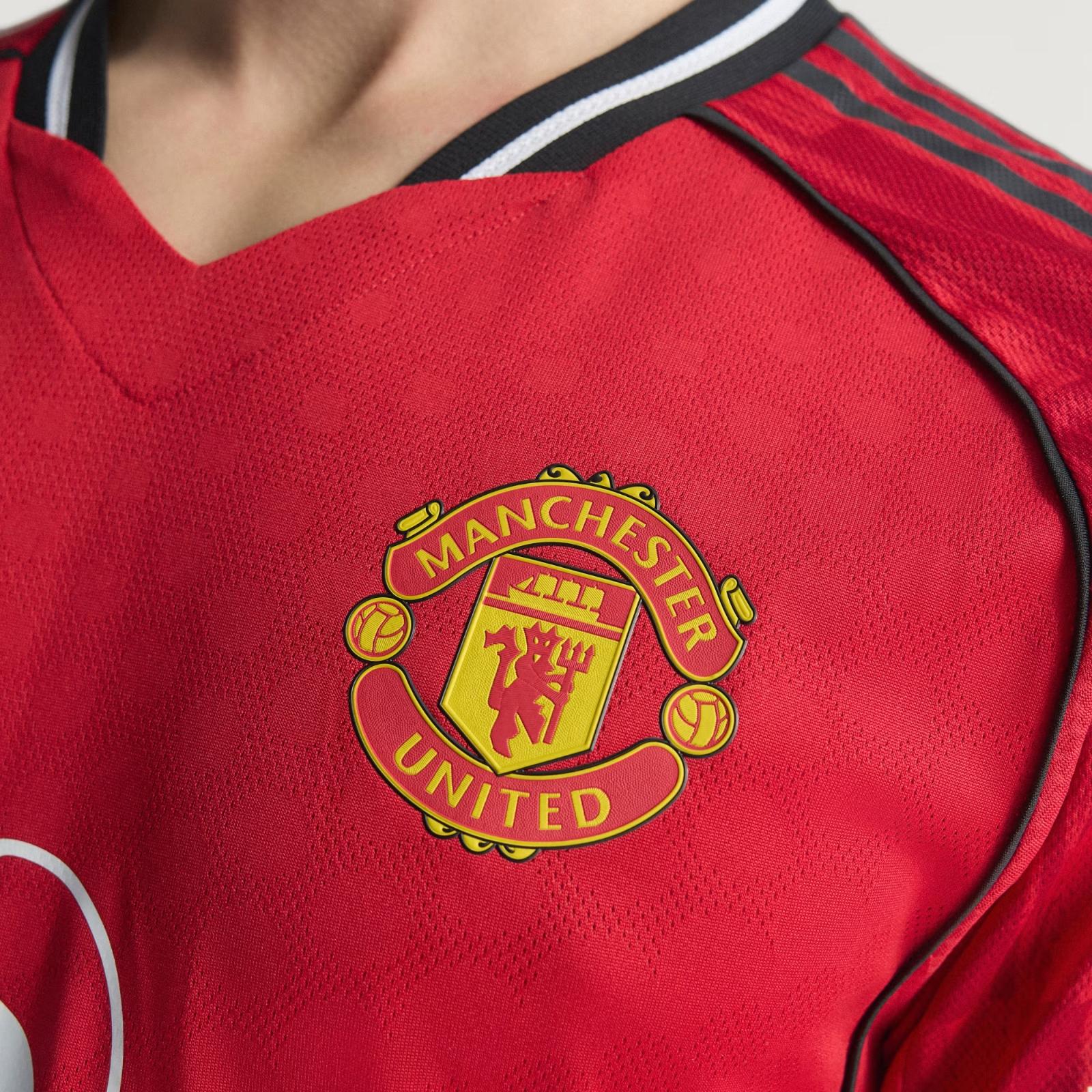 MANCHESTER UNITED 25/26 HOME JERSEY