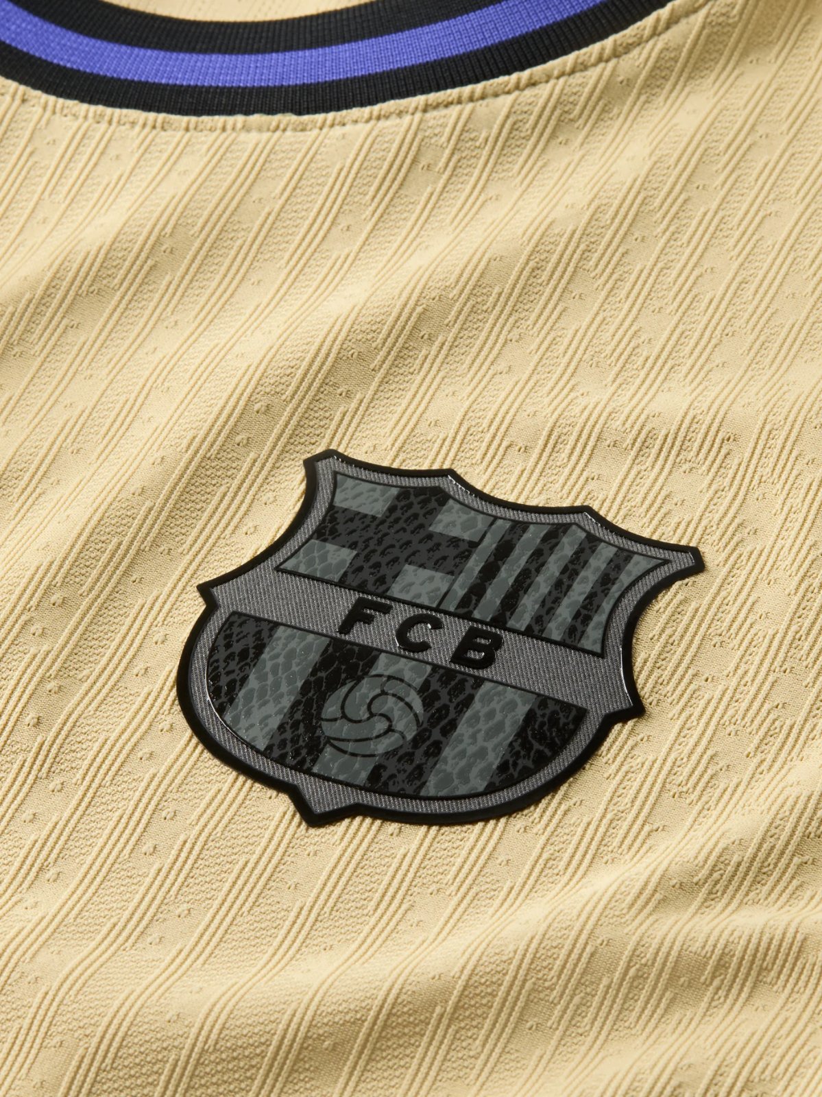 FC BARCELONA 25/26 AWAY JERSEY